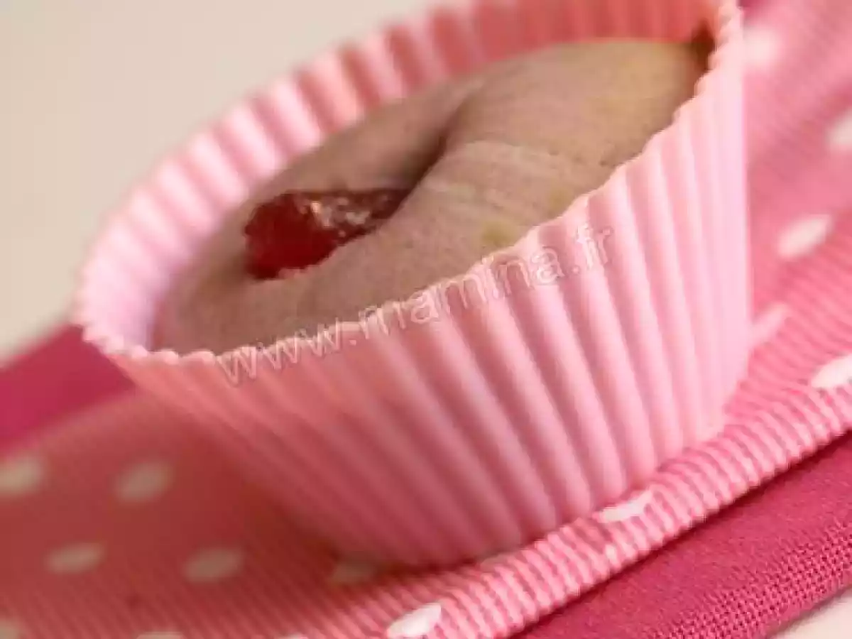 Amaretti aux noisettes ou comment utiliser vos blancs d'oeufs