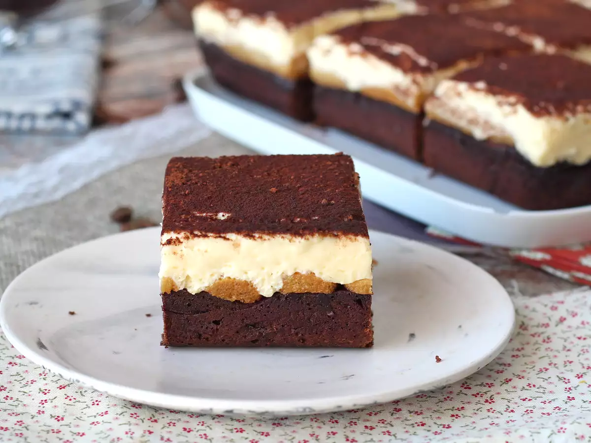 Amoureux de brownie et de tiramisu, on a le gâteau parfait pour vous!