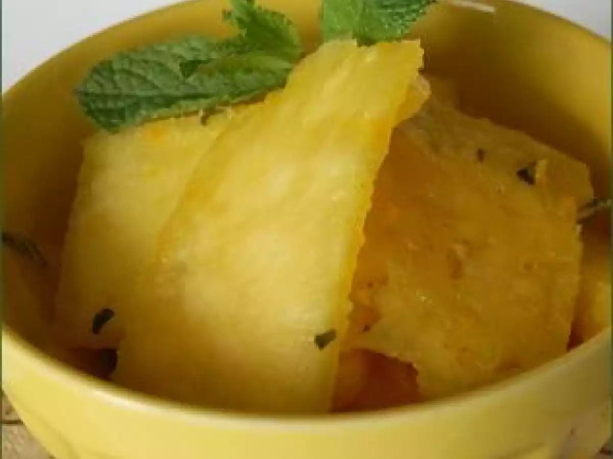 Ananas parfumé à la menthe et au gingembre