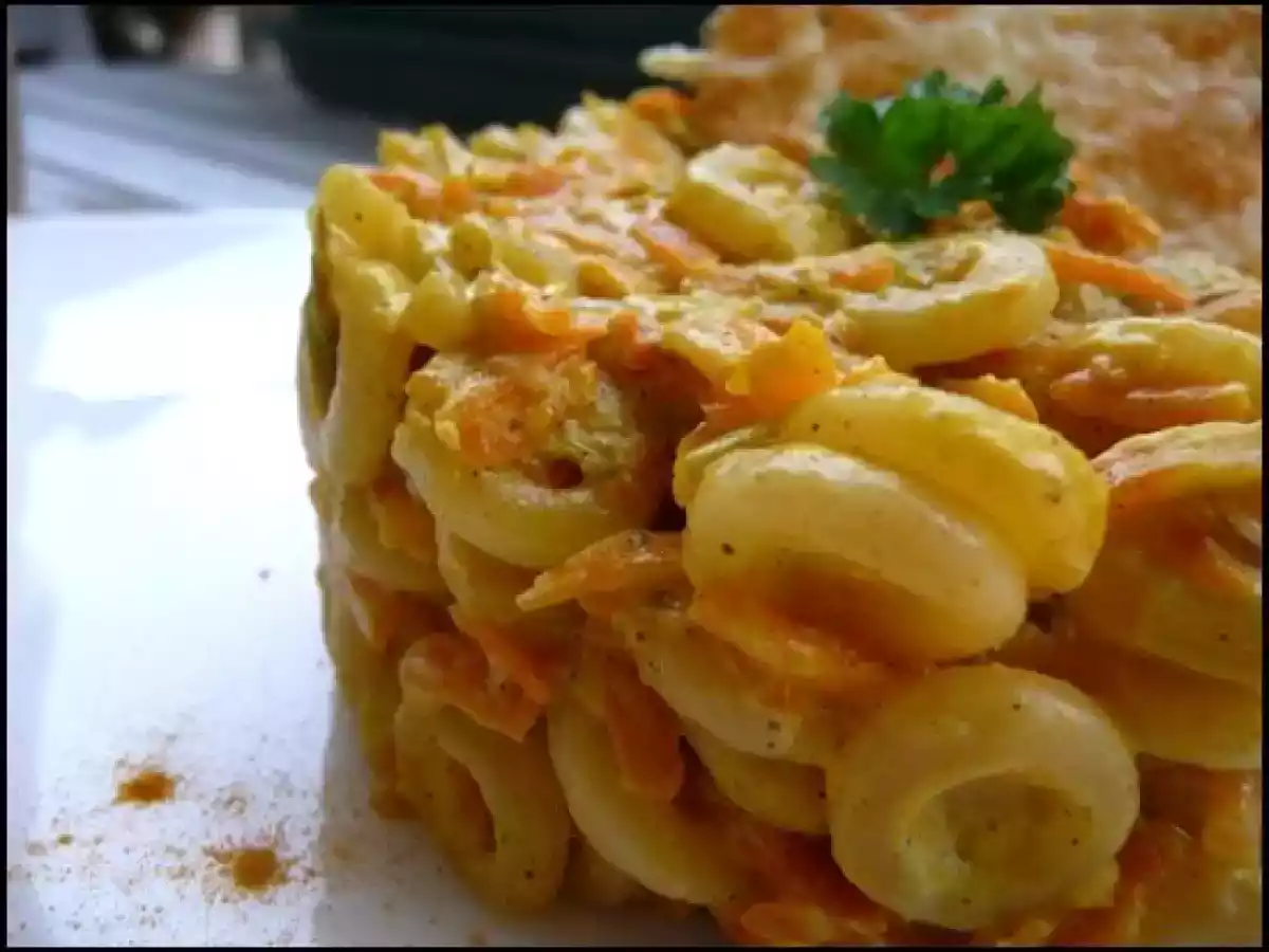 Anelletti aux légumes et sa tuile de fromage