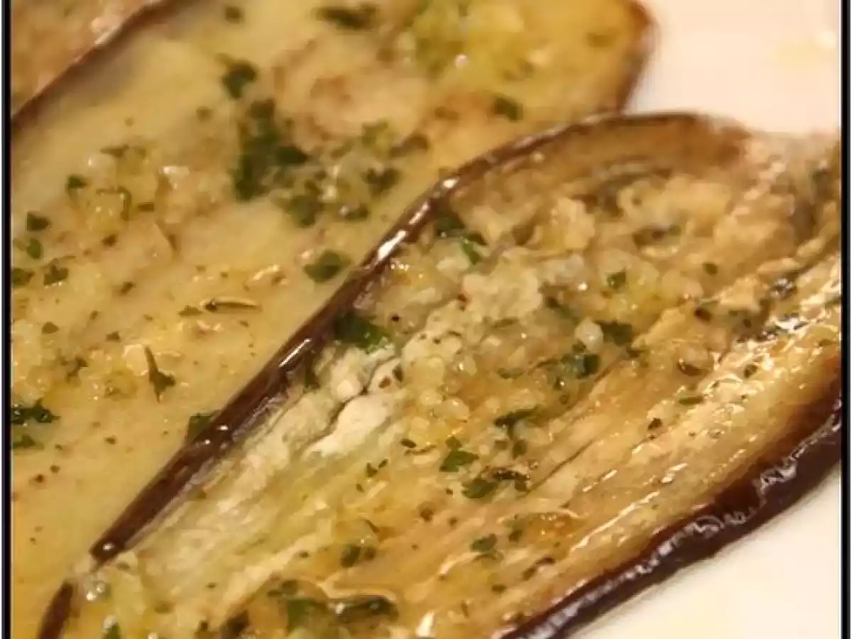 Antipasti : aubergines marinées à l'huile d'olive