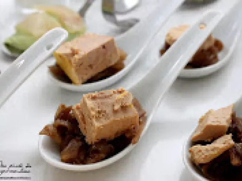Apéro gourmand : Cuillères au foie gras et oignons confits au vinaigre balsamique - photo 2