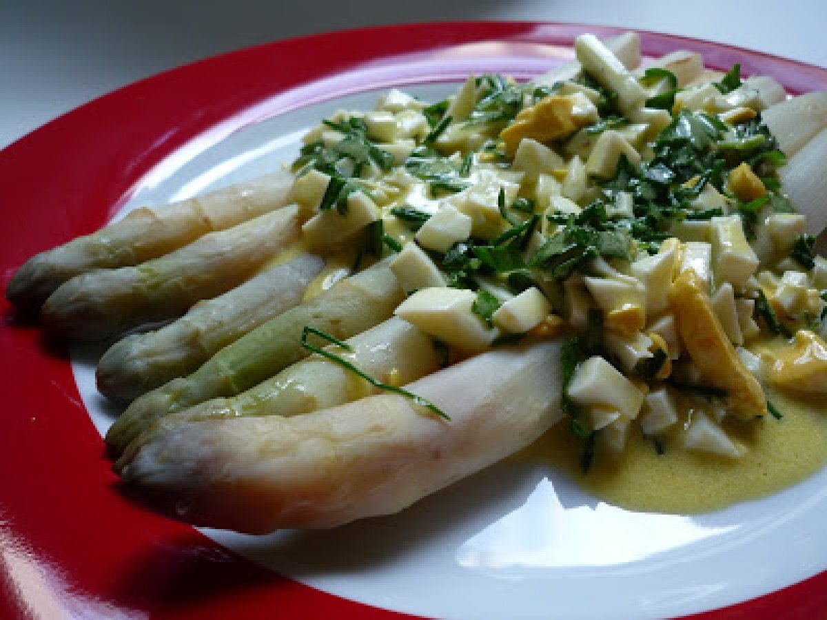 Asperges à la sauce gribiche sauce mit spargel Recette Ptitchef