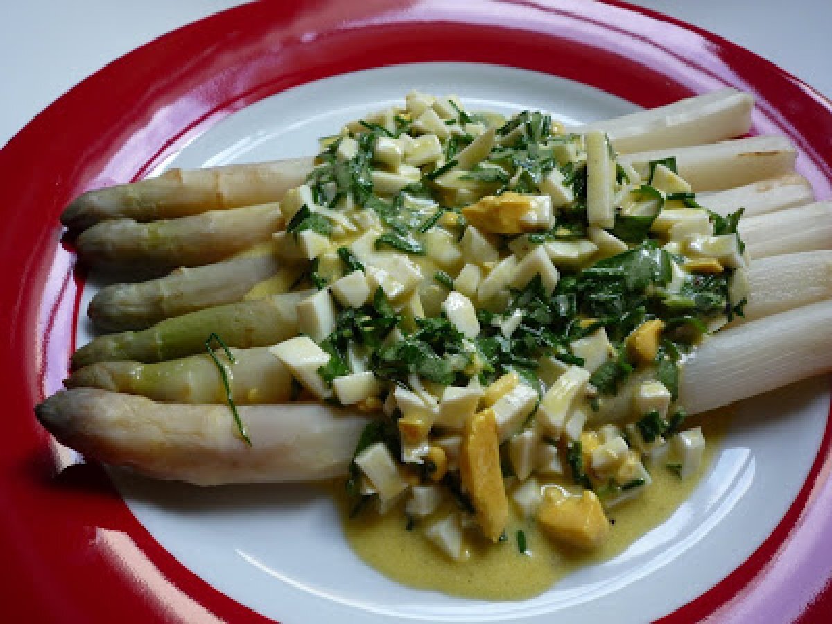 Asperges à la sauce gribiche sauce mit spargel Recette Ptitchef