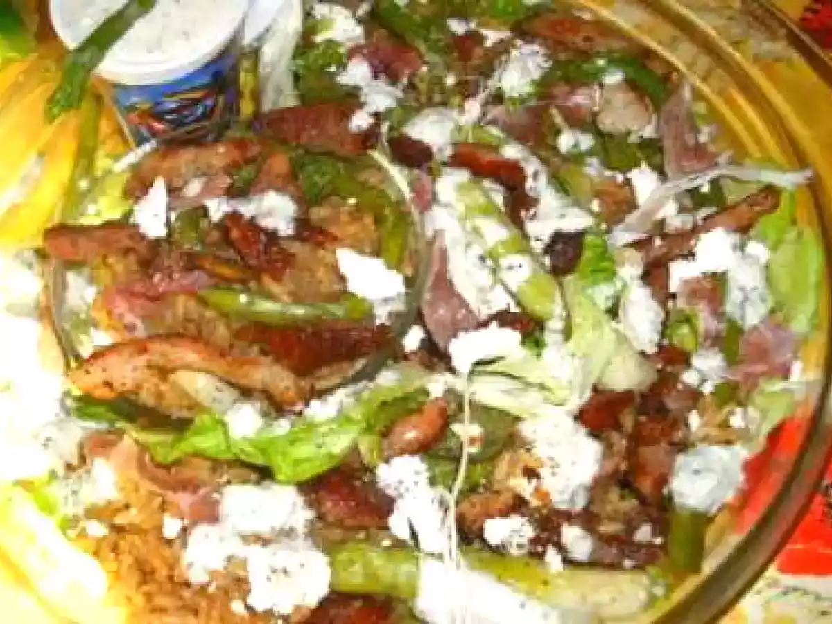 Asperges aux lardons avec du chèvre et riz pilaf