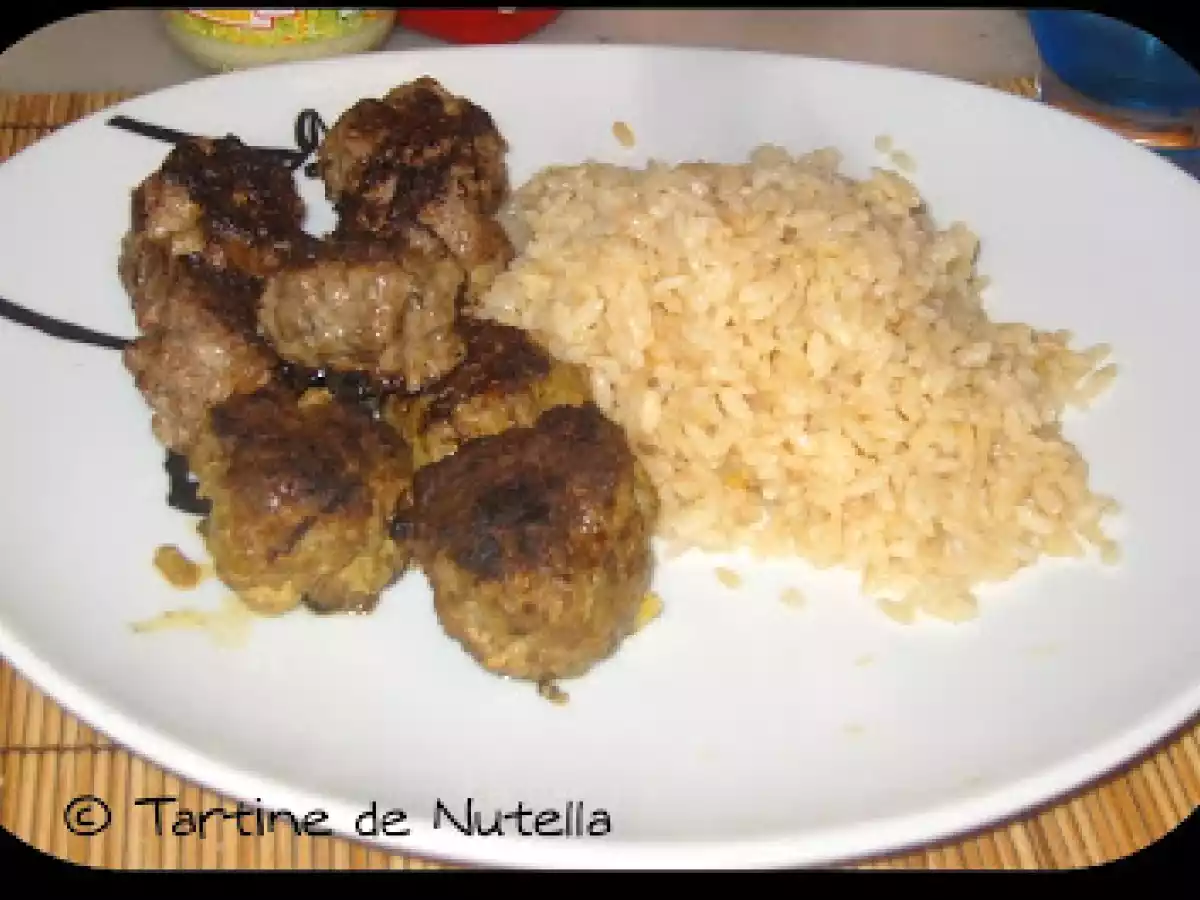 Assortiment de boulettes de viandes aux différentes epices