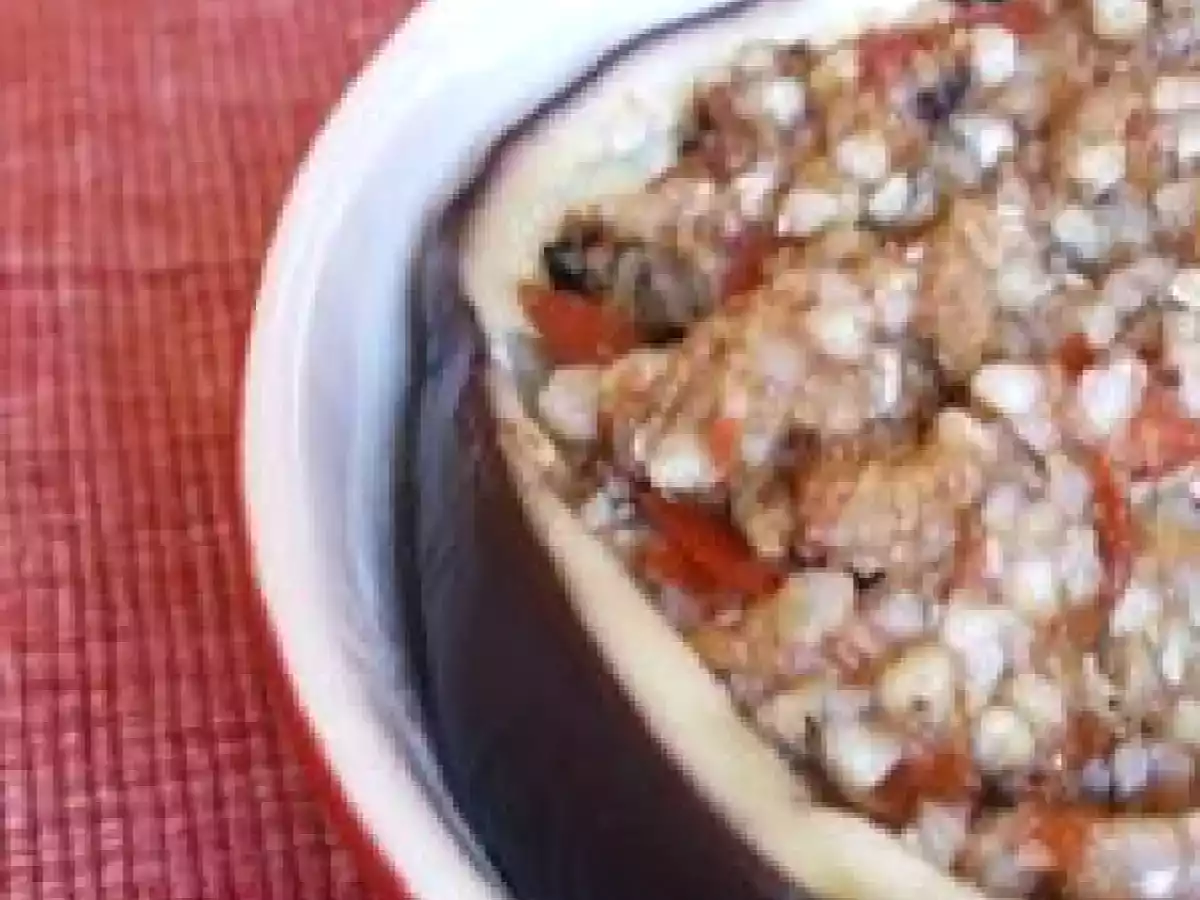 Aubergine farcie aux graines de sarrasin