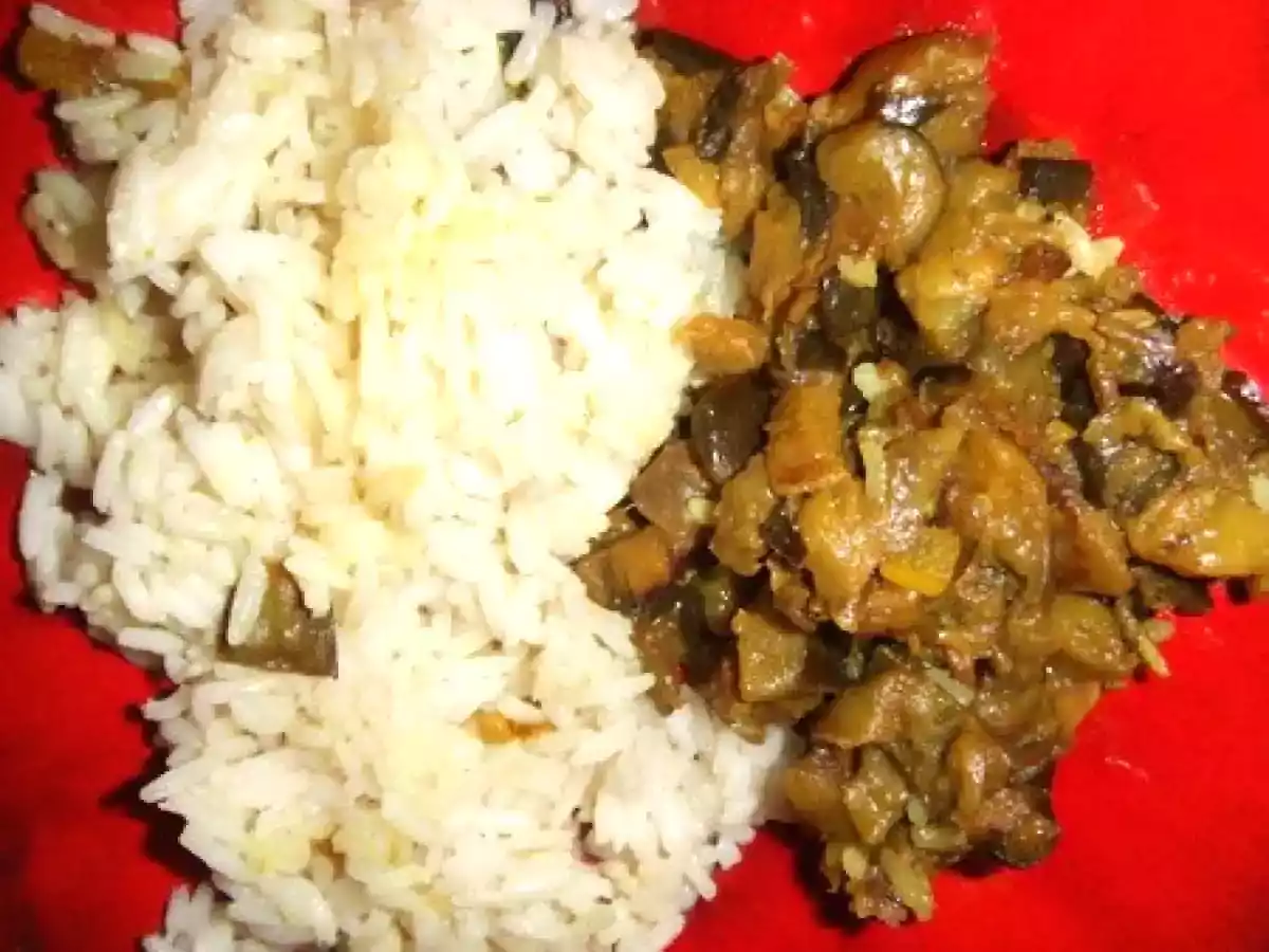 Aubergines à l'ail et au curcuma