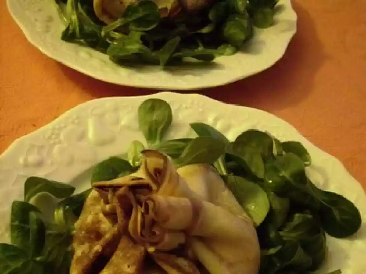 Aumonières à la bretonne : poireau, chèvre et miel