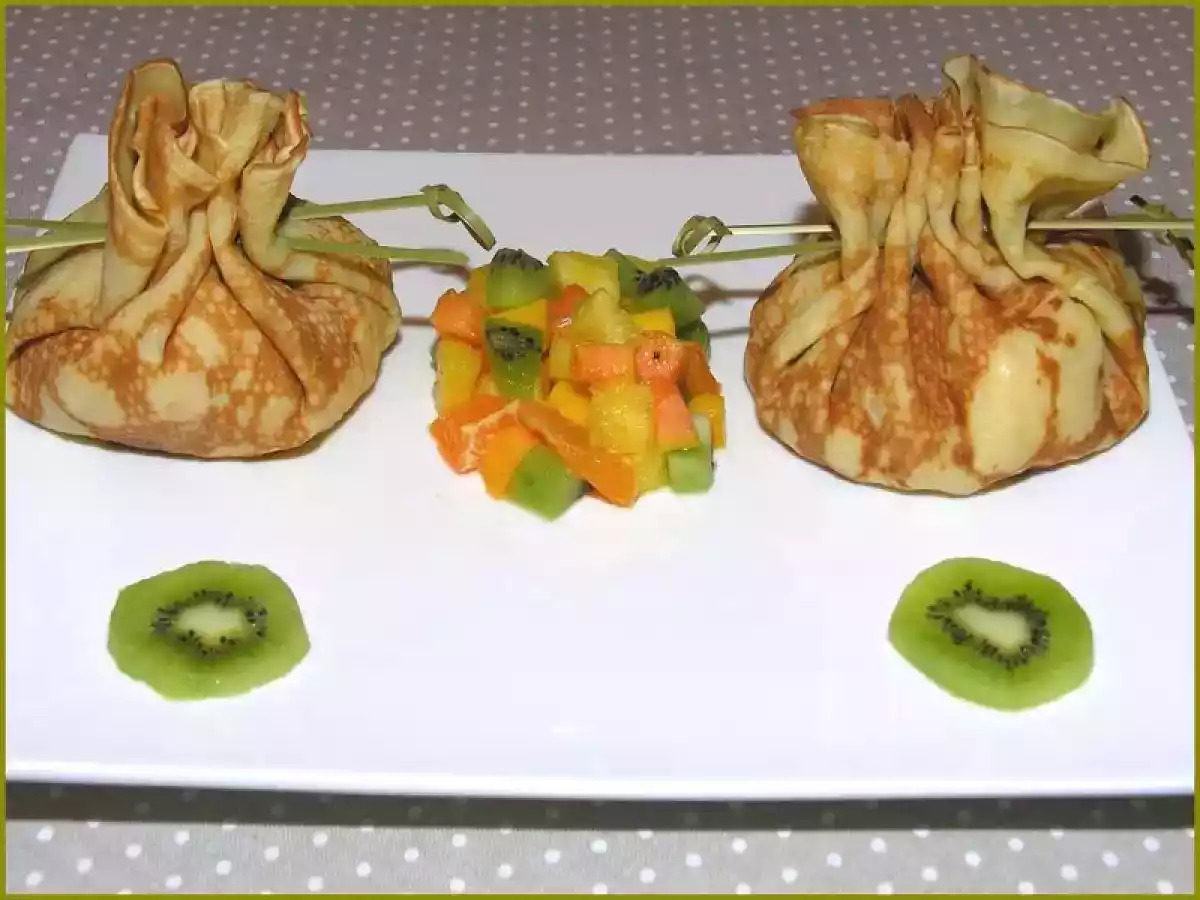 Aumonières aux Fruits Exotiques