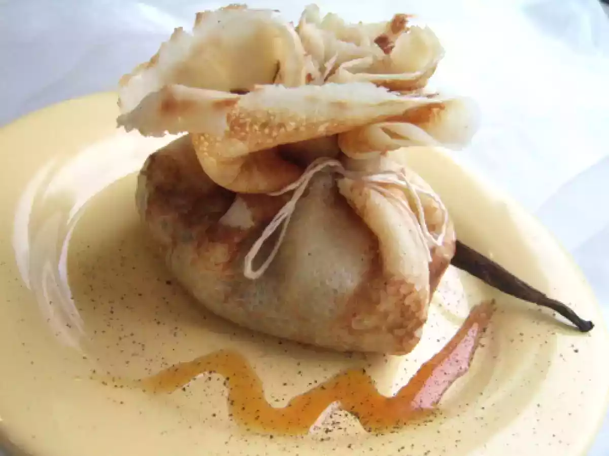 Aumônières aux pommes et raisins caramélisés