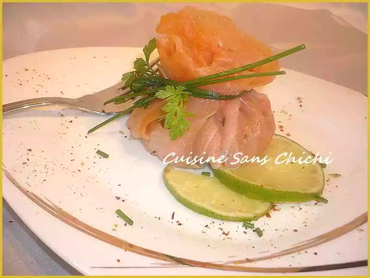 Aumônières de saumon fumé, garnies d'un tartare de saumon