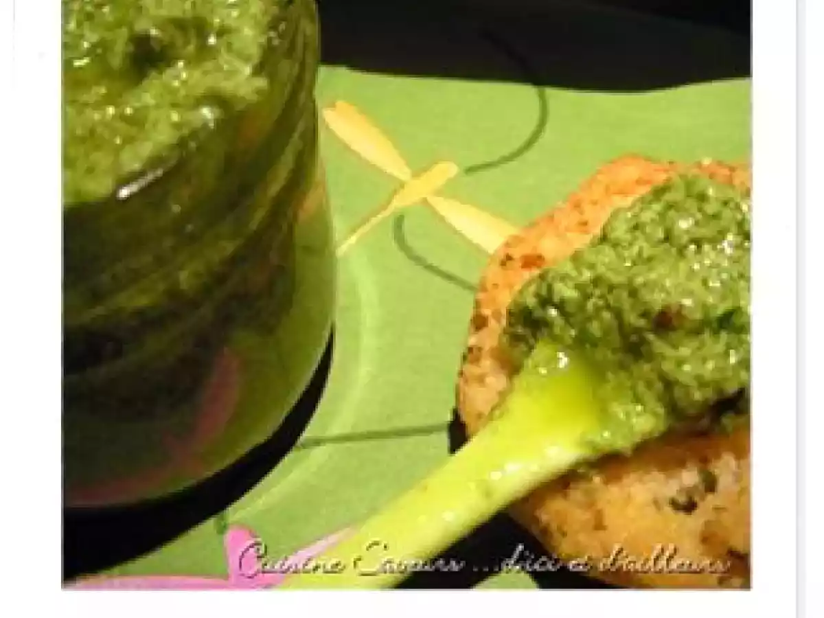 Avec les gnocchis, un PESTO Roquette/Chévre/Noix de Macadamia