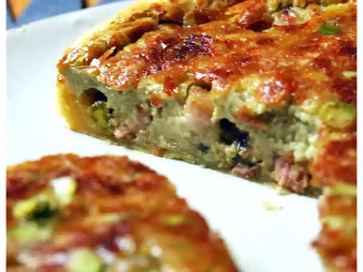 Avec une pâte feuilletée, pistache, nougatine et poivre - photo 2