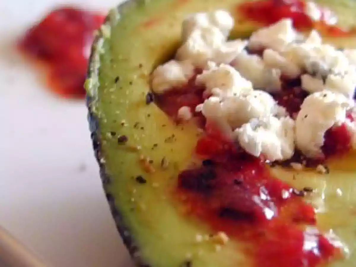 Avocat au chèvre, sauce framboise - photo 2