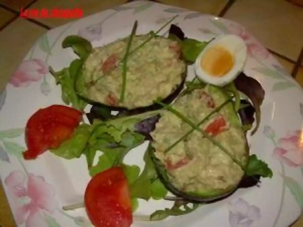 Avocats farcis au crabe et thon