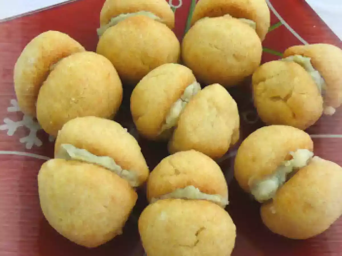 Baci di dama salés au Roquefort, ricotta & piment d'Espelette