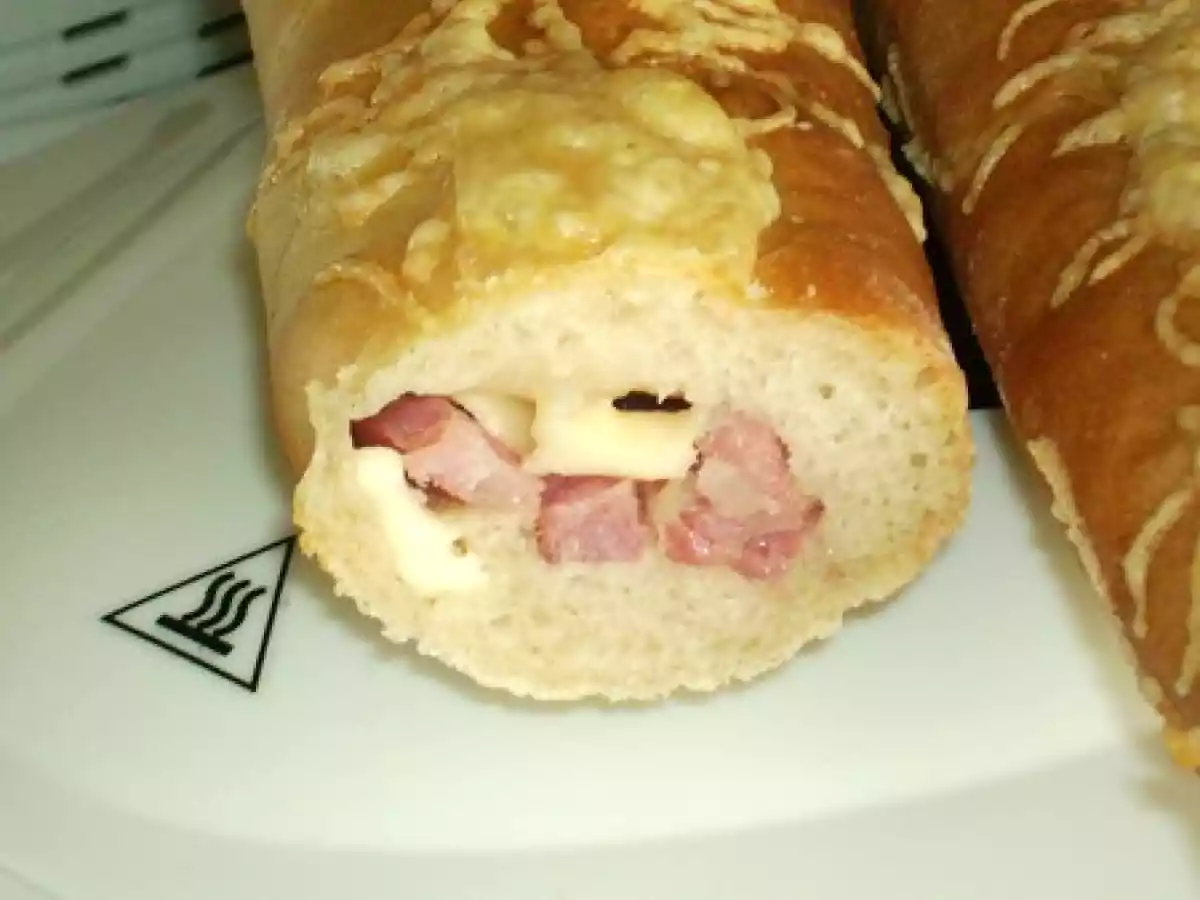 BAGUETTES LARDONS FROMAGE