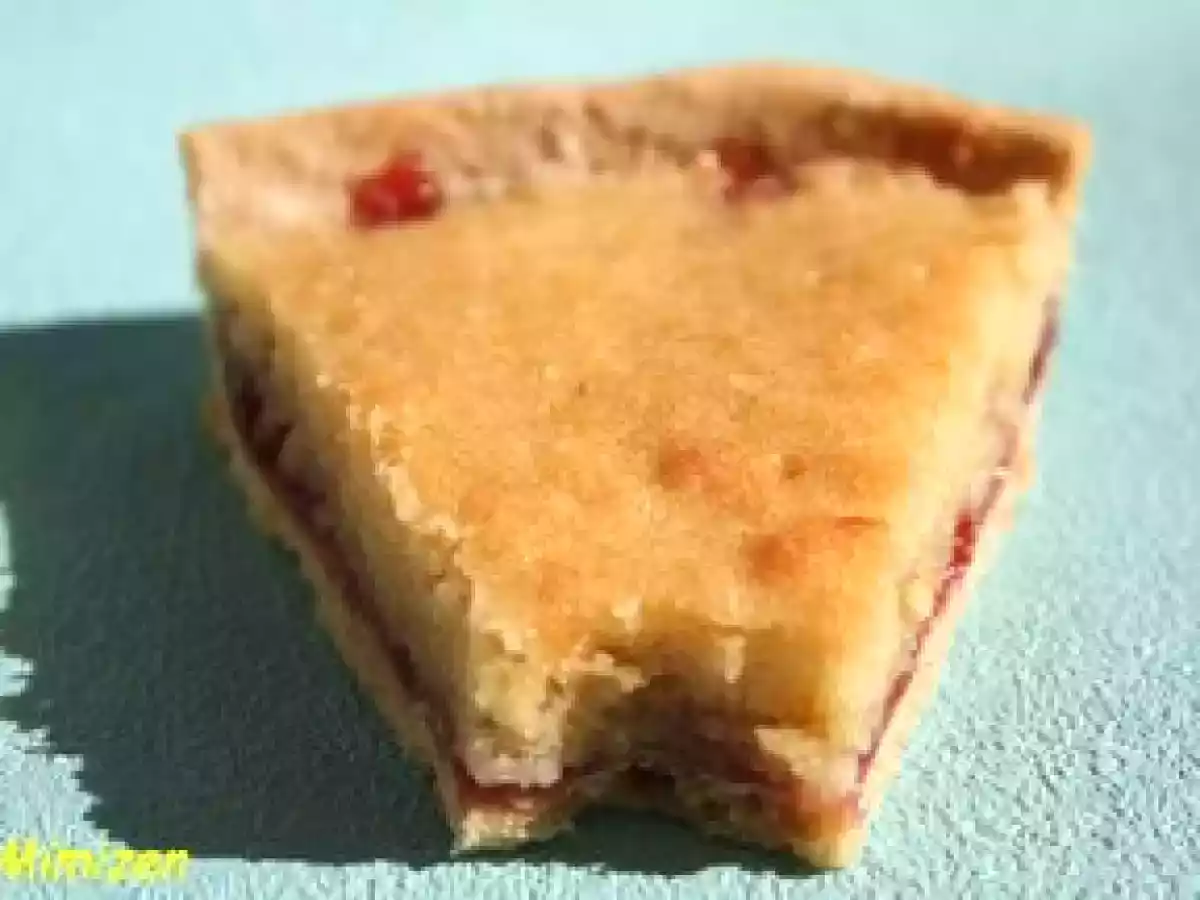 Bakewell tart ou tarte à la crème d'amandes et confiture de framboises - photo 2