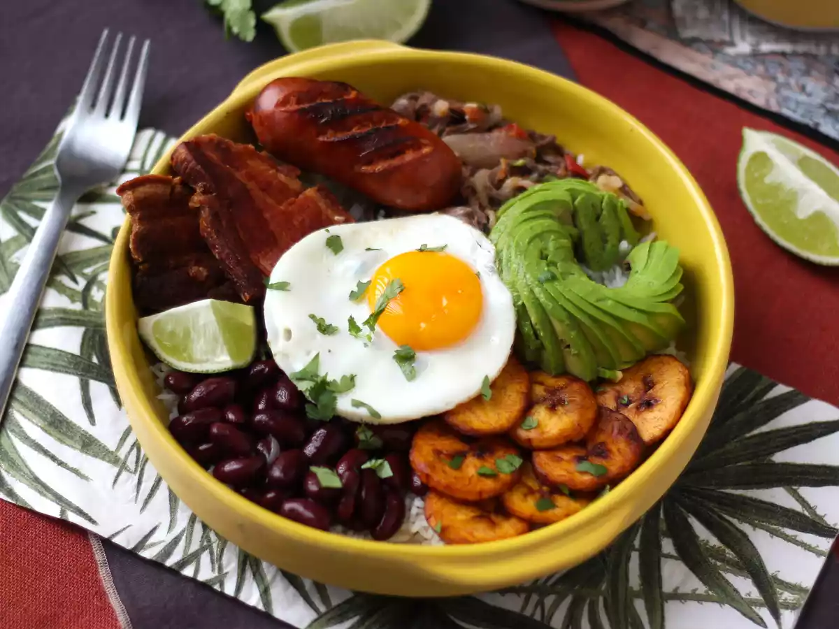 Bandeja Paisa, le plat colombien plein de saveurs et de tradition - photo 3