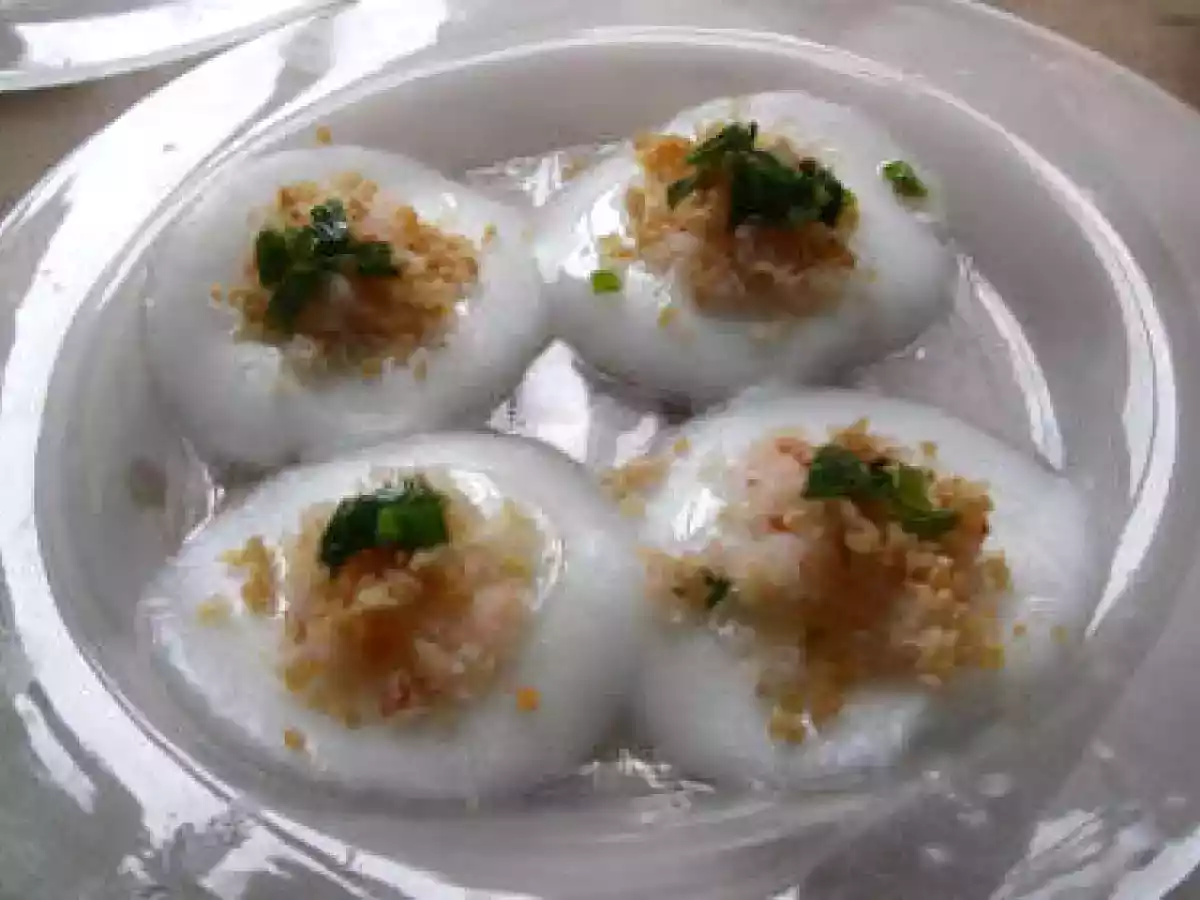 Banh beo - Galettes de riz vapeur au coton de crevettes