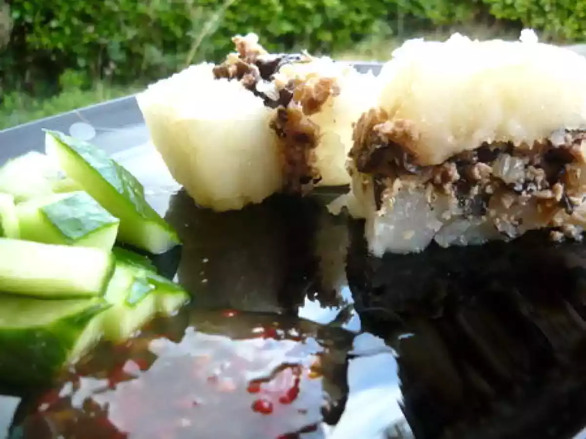 Banh gio, je ne connais pas la traduction mais j'adore!!