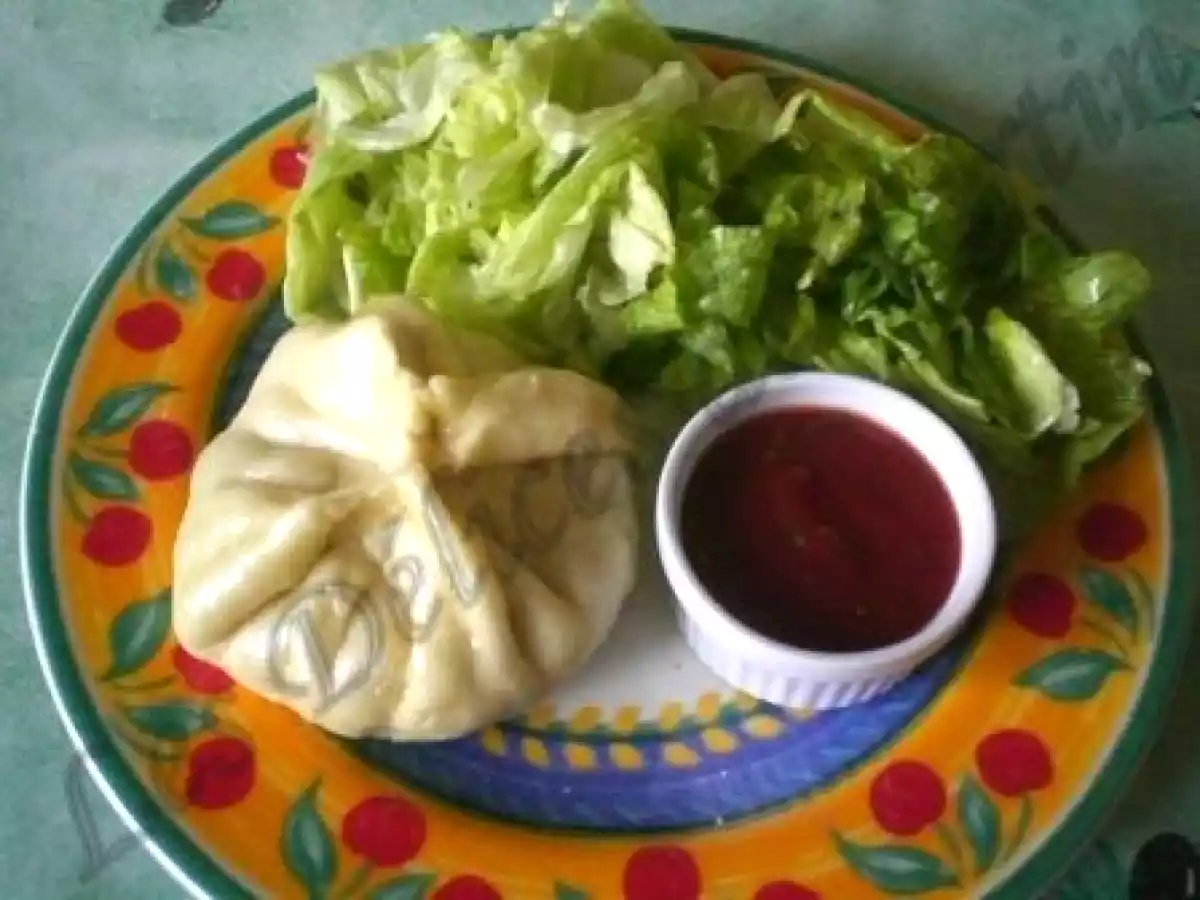 Baozis ou brioche vapeur salée