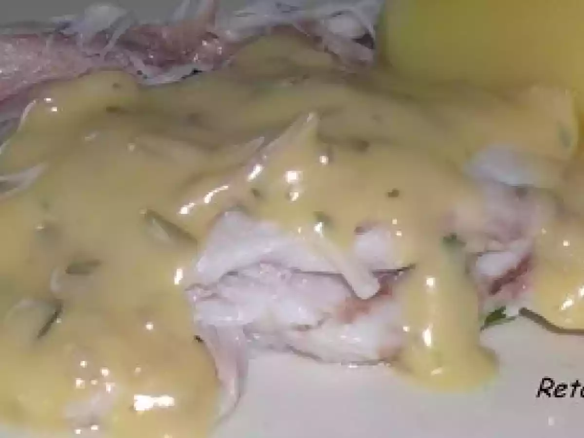 BAR DE LIGNE EN CROUTE DE SEL ET SA SAUCE BEARNAISE - photo 2