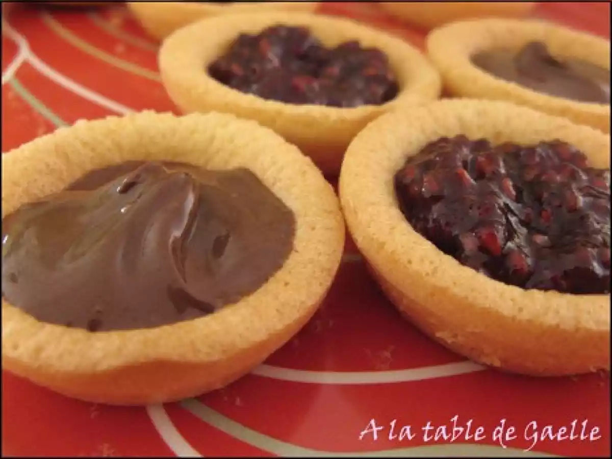 Barquettes, comme celle de LU, au nutella et à la confiture framboise-chocolat