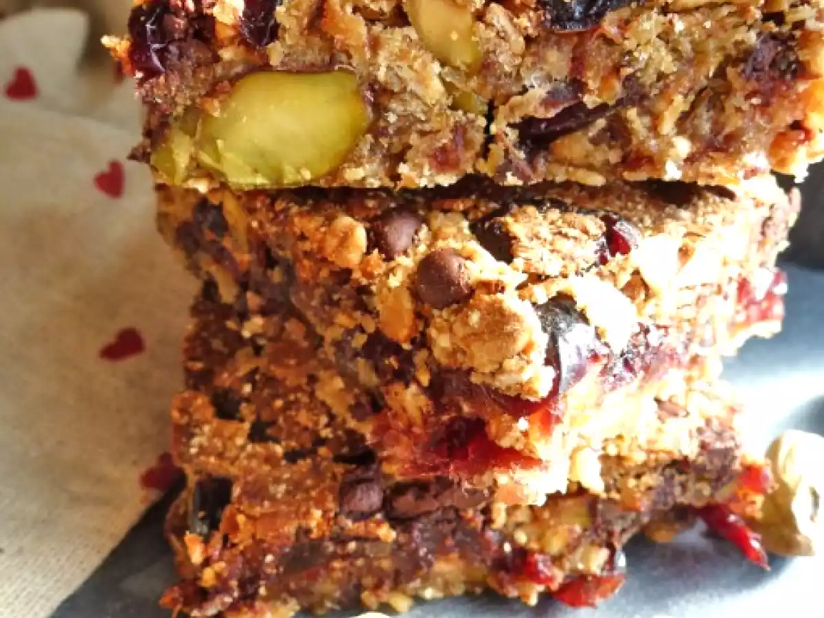 Barres de céréales cranberries, pistaches, chocolat