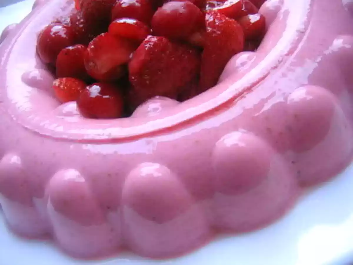 Bavarois à la fraise et agar-agar ** La recette