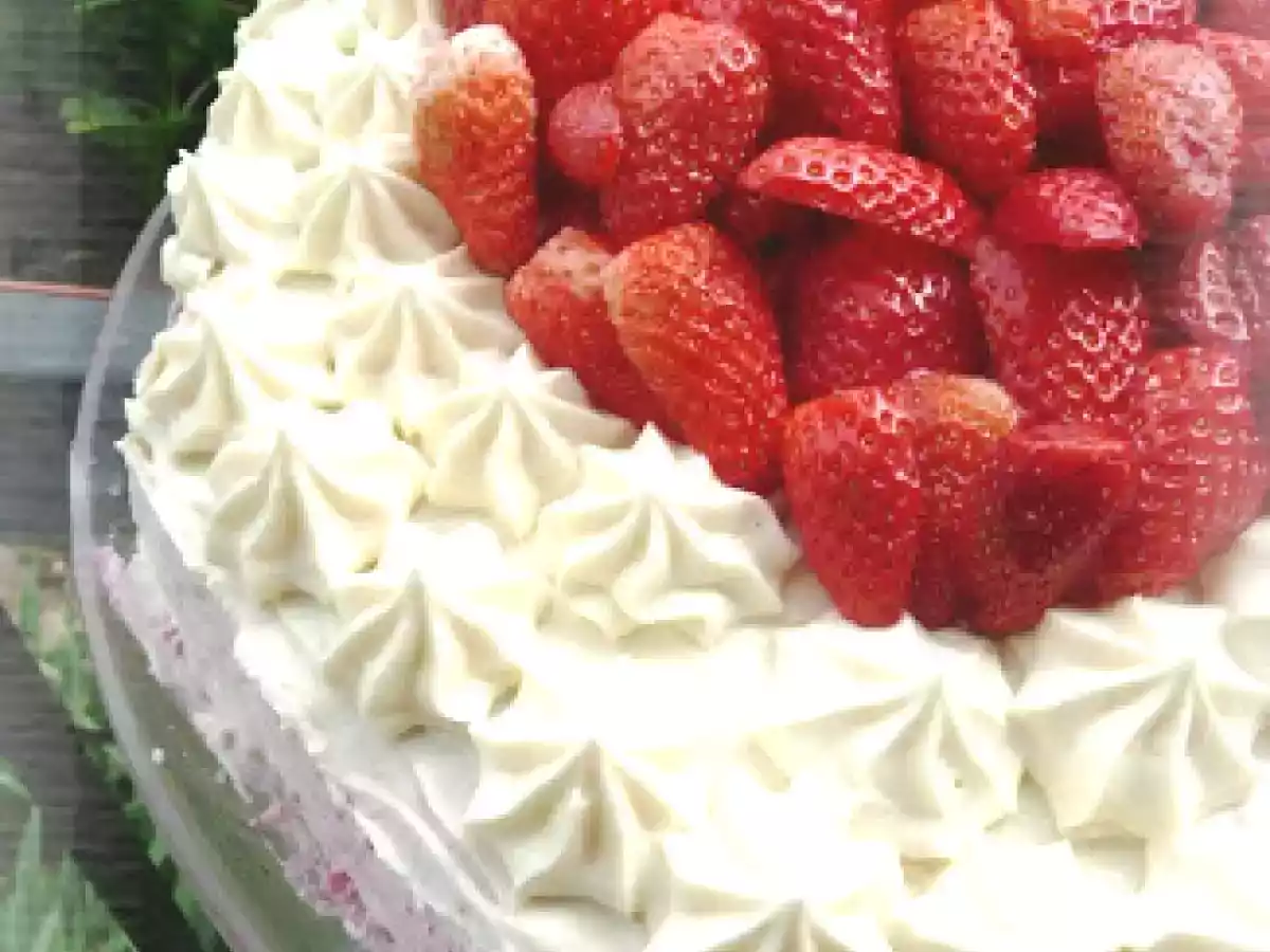 Bavarois aux framboises et au chocolat blanc