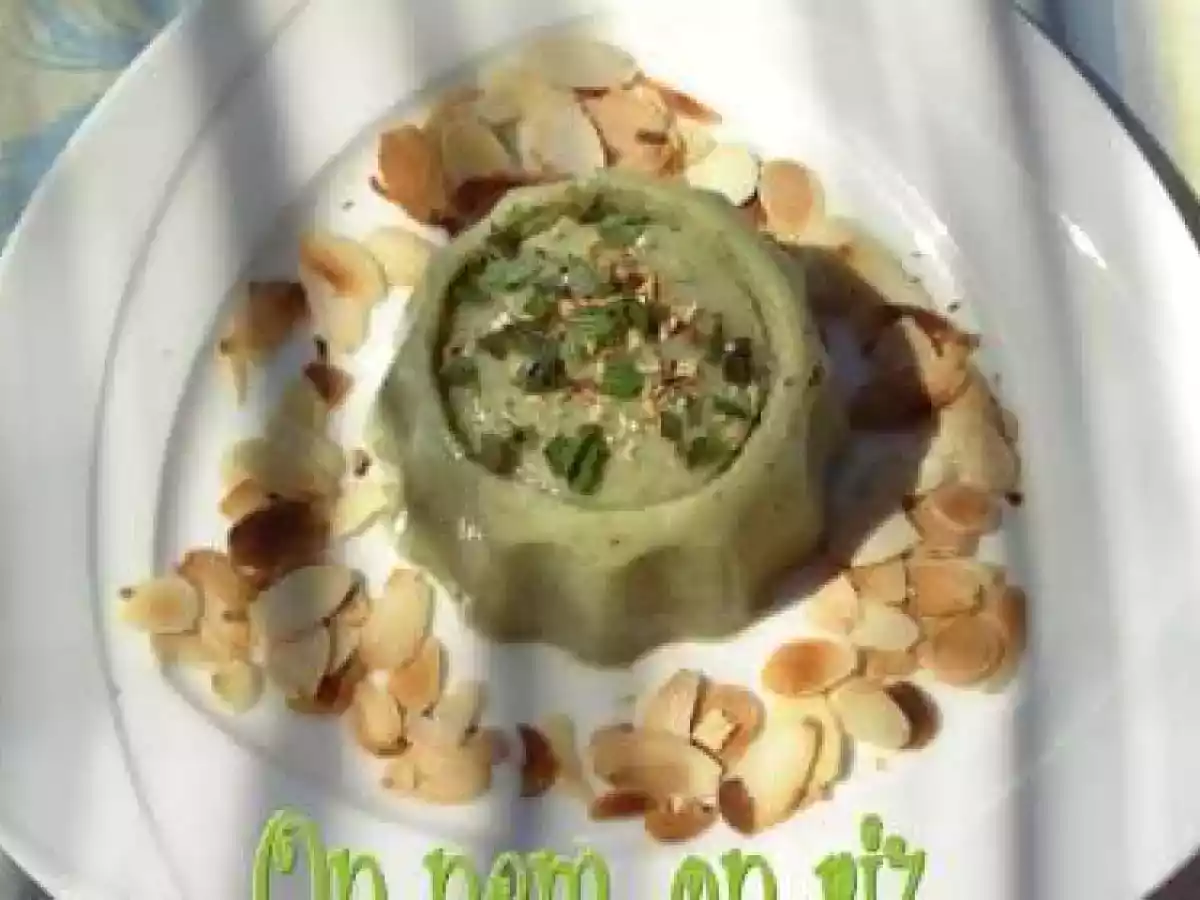 Bavarois de courgettes aux amandes et au basilic