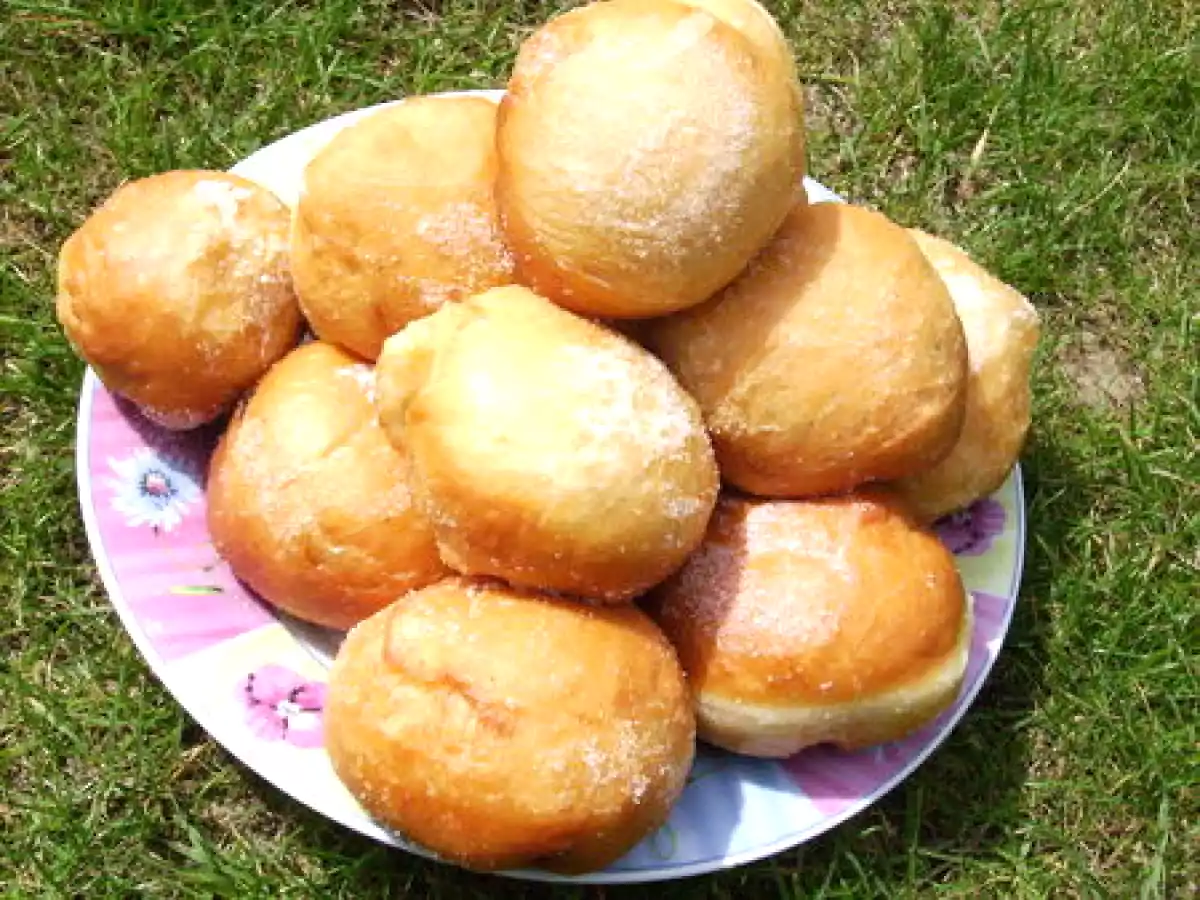 BEIGNETS (BOMBOLONI)
