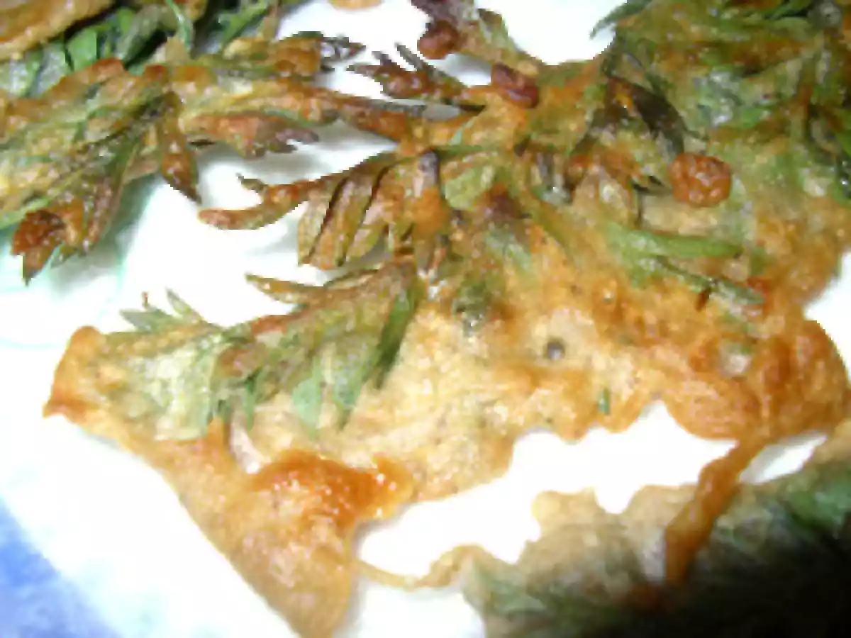 Beignets de fanes de carottes à la farine de châtaigne et au cumin