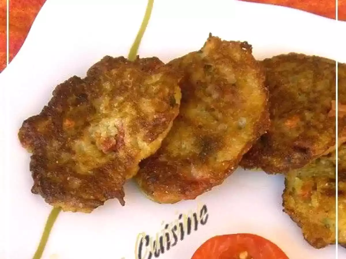 Beignets légers de courgettes et tomates à la farine de maïs