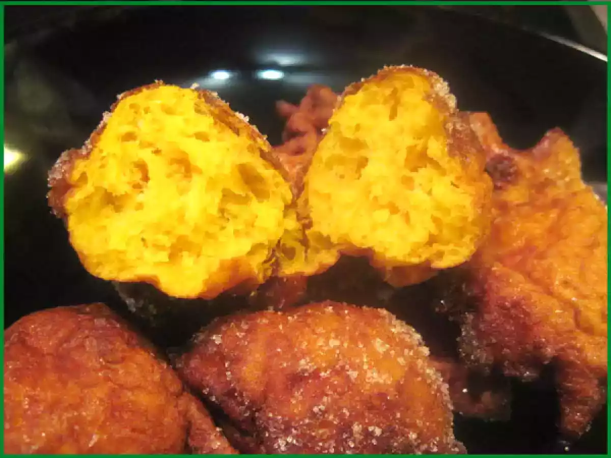 Beignets Portugais sucrés au potiron et à la cannelle (filhoses de abobora)