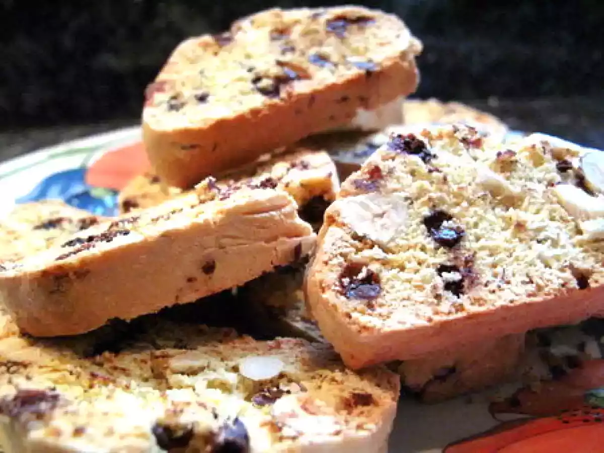 Biscotti aux noisettes et pépites de chocolat