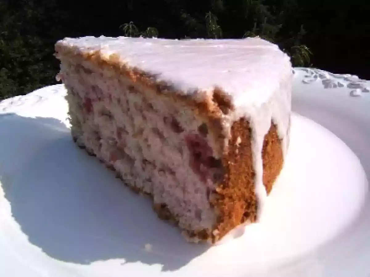 Biscuit de Savoie aux framboises glaçage royal à l'eau de rose - photo 2