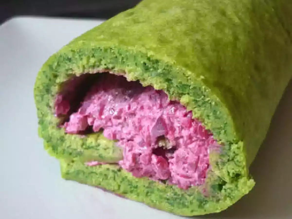 Biscuit roulé aux épinards et betterave