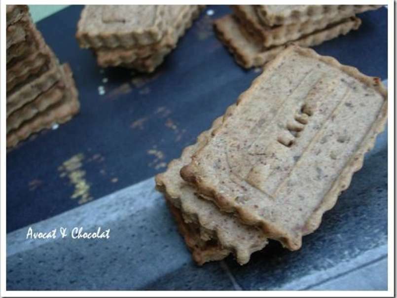 Biscuits à la farine complète et confiture de lait aux amandes et noisettes torréfiées, photo 5
