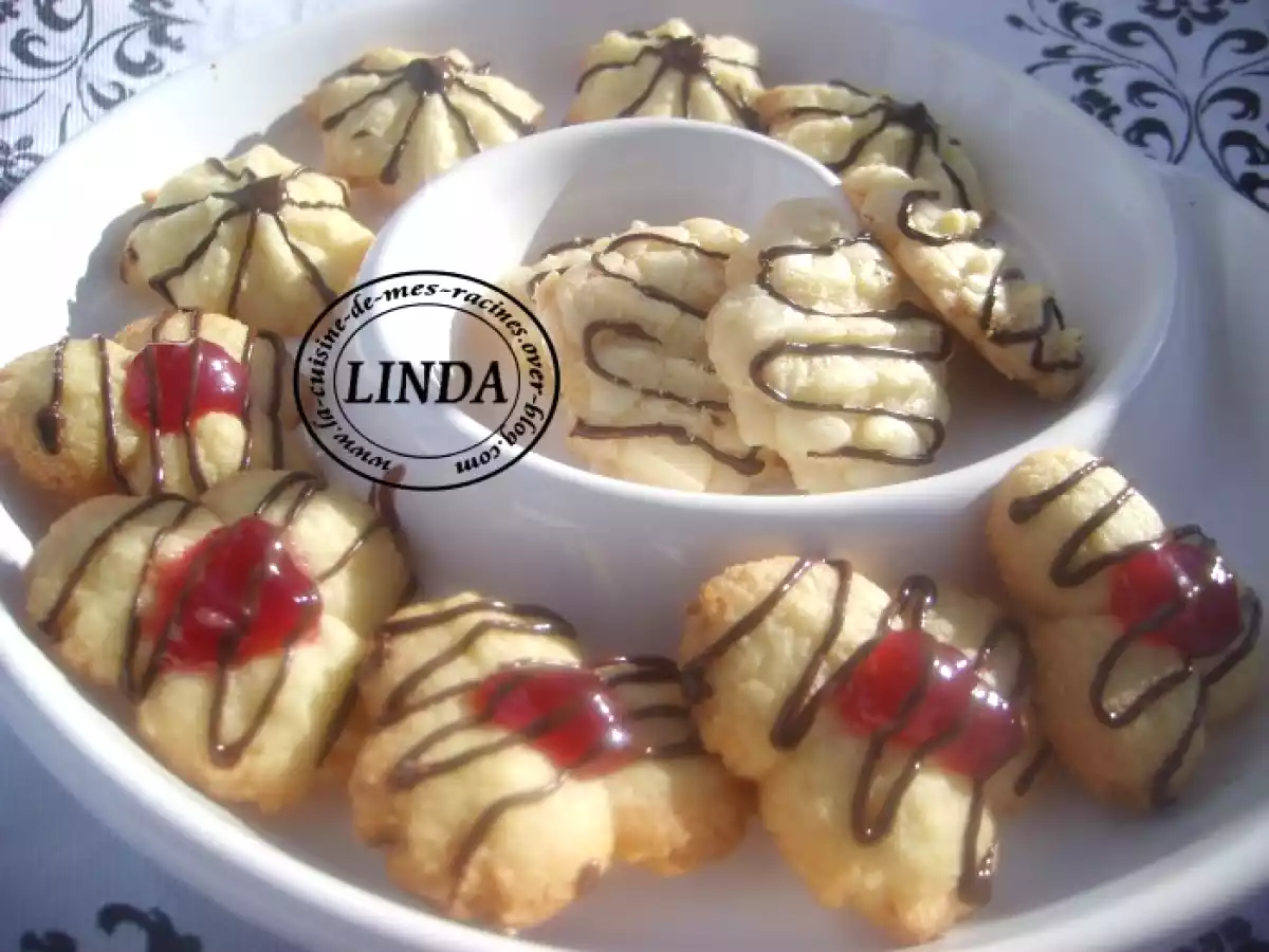 Biscuits à la presse à gâteaux. - photo 2