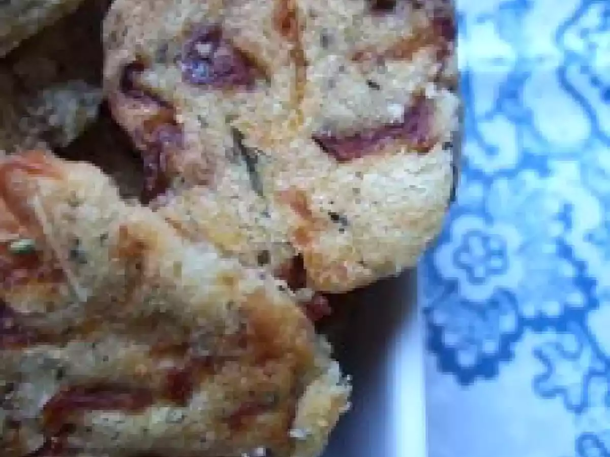Biscuits apéritifs aux tomates séchées, parmesan et herbes de Provence - photo 4