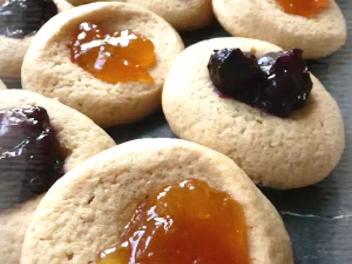 Biscuits au beurre de cacahuètes & à la confiture