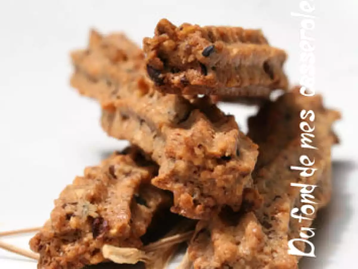 Biscuits aux noisettes et grué de cacao