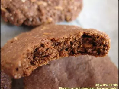 Biscuits crousti-moelleux choco-amandes, sans matière grasse ajoutée