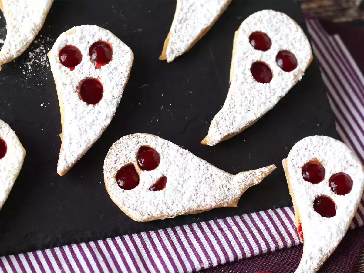 Biscuits fantômes : la recette d'Halloween la plus facile à réaliser avec les enfants