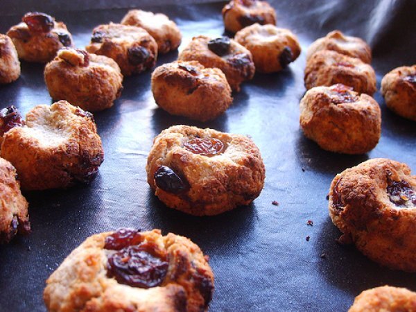 Biscuits Flocons D Avoine Coco Amande Et Raisins Sans Oeuf Sans Gras Sans Sucre Recette Ptitchef