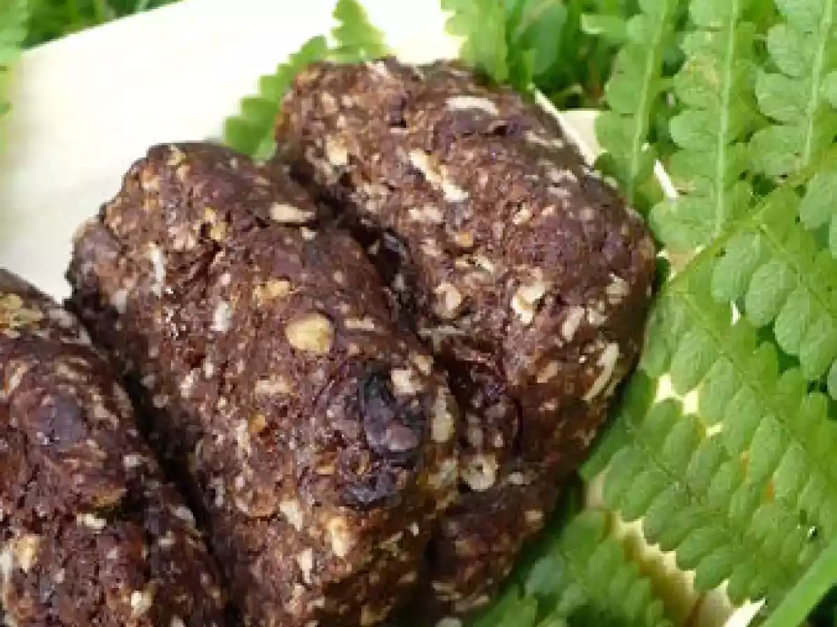 Biscuits moelleux au chocolat, raisins secs et flocons d'avoine