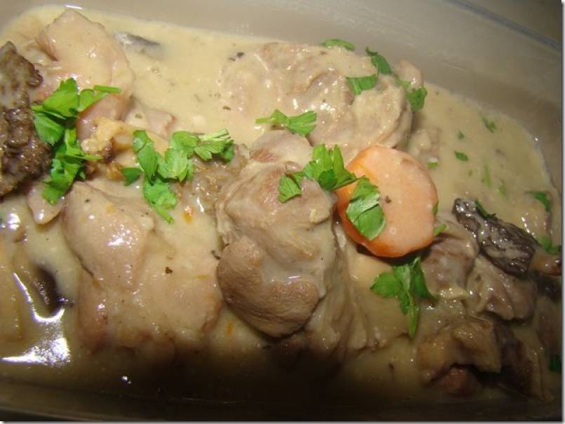 Blanquette de veau aux morilles facile et légère, accompagnée de son riz pilaf